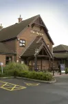 Premier Inn Grimsby - parking