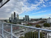 MOT Rentals + Madero Azopardo 'D' Lux 1 Bd - palestra