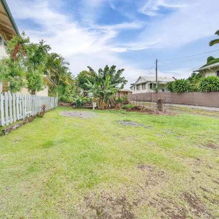 Modern Hilo Hideaway - Gated Yard Gazebo