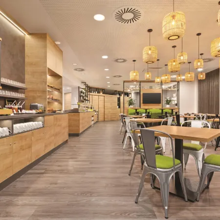 Super 8 by Wyndham Chemnitz