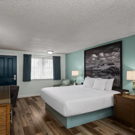Super 8 by Wyndham Florence or