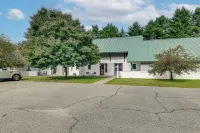 Stowe Ski, Bike & Hike Condo w/ Pools & Clubhouse - Condos