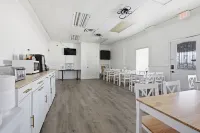 R Nite Star Inn and Suites -Home of the Cowboys & Rangers - petit déjeuner