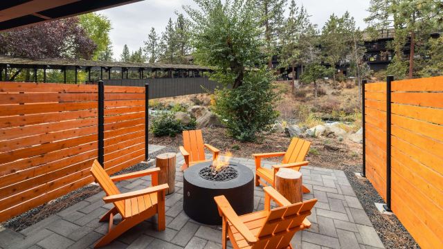 Riverhouse Lodge