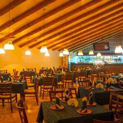 Hotel Mir Dining/Meeting Rooms