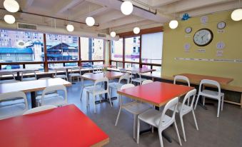 American Hotel Hostel