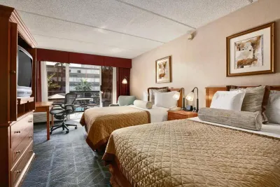 Howard Johnson by Wyndham Fullerton/Anaheim Conference Cntr Hotels near Athletics Department
