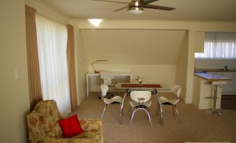 Deakin Executive Apartment Canberra