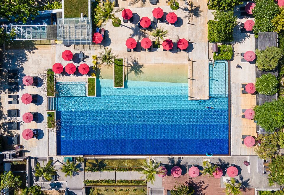 2. 아마리 후아힌..