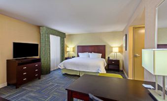 Hampton Inn & Suites Merced