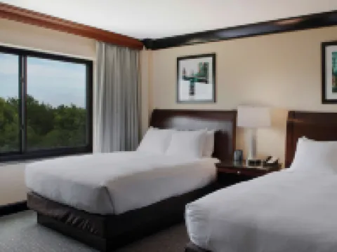 DoubleTree Suites by Hilton Hotel Bentonville Hotels in Bentonville