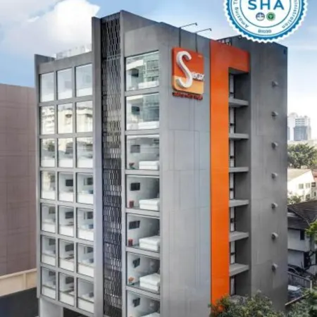 S Box Sukhumvit Hotel Отели рядом с достопримечательностью «Станция метро Sukhumvit»