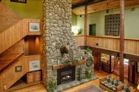 Snowy Owl Inn