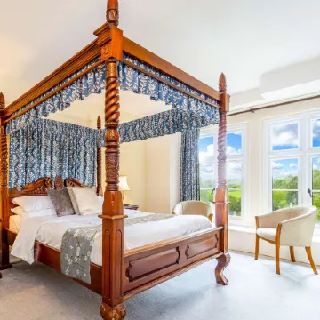 Best Western Limpley Stoke Hotel