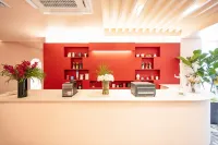 PLAIN HOTEL