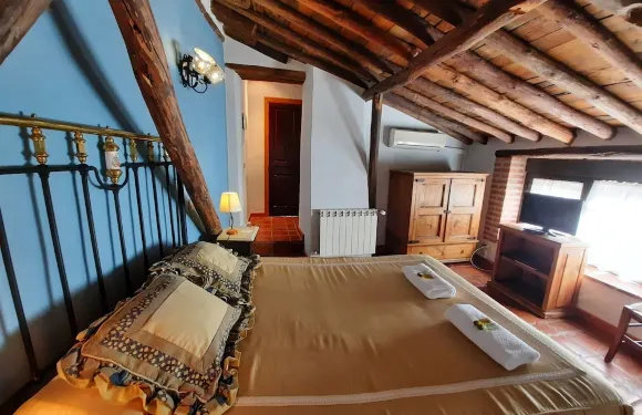 卡拉特拉瓦埃爾埃斯庫多酒店