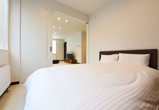 1. 테이네 호텔..