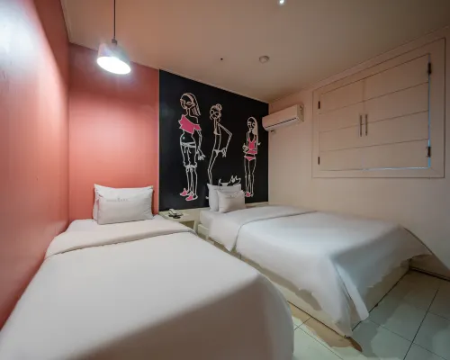 Guri Lexy Hotel Номера Photos
