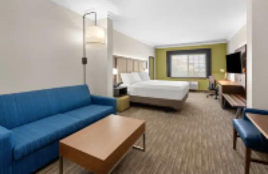 Holiday Inn Express & Suites KLAMATH FALLS CENTRAL by IHG