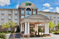 Holiday Inn Express & Suites Phenix City - FT. Moore
