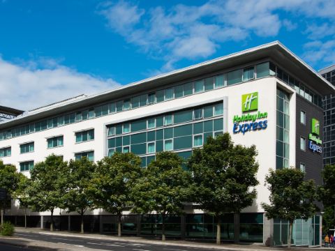 Holiday Inn Express NEWCASTLE CITY CENTRE by IHG