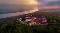 DoubleTree by Hilton Goa - Panaji - bar