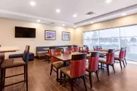 Comfort Inn & Suites - petit déjeuner
