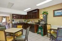 史密斯菲爾德唄盟套房飯店 史密斯菲爾德住宿飯店