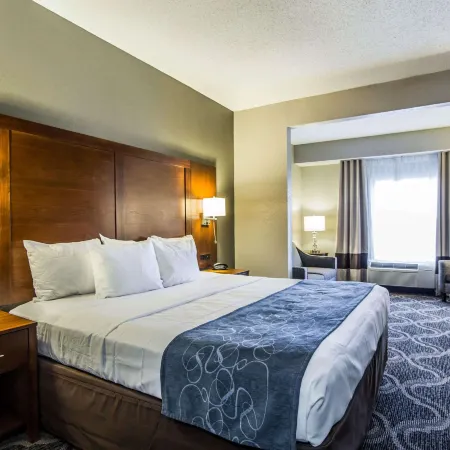 Comfort Suites Pineville - Ballantyne Area