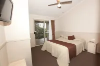 Lakesea Park Hotels in Kioloa