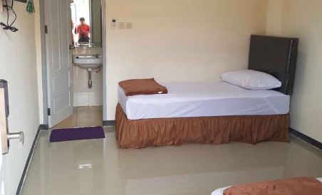 Hotel Merpati - Housity