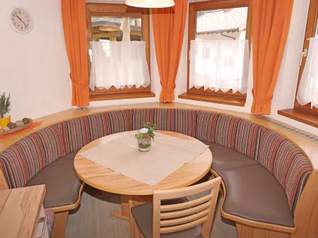 Leiter Отели рядом с достопримечательностью «Ski School & Bike School Oetztal»