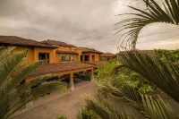Stay in CR Los Sueños Condos - parking