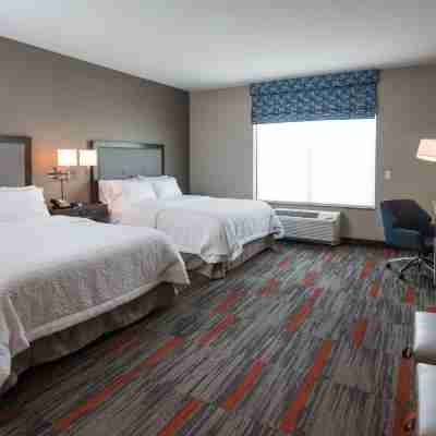 Hampton Inn & Suites Wisconsin Dells Lake Delton Rooms