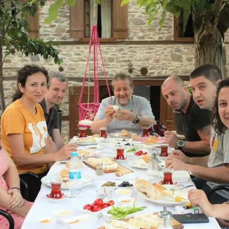 Yeni Gelin Evi