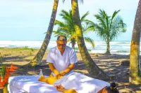 Hotel Tortuguero Beachfront - ที่มีสปา