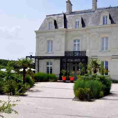 Hôtel Les 3 Lieux - La nuit, La Table, Le Bistrot Hotel Exterior