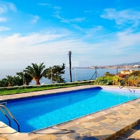 Aura Holiday Villas