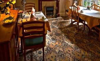 Longleigh Guesthouse - Housity