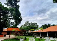 Palmier Hotel & Convenções Hotels near B: Areal