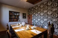 The Bull and Swan Hotel di Market Deeping