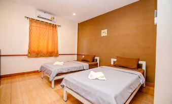 Banana Resort Sadao