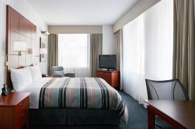 Central Loop Hotel