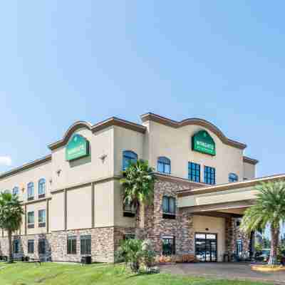 Wingate by Wyndham Lake Charles Casino Area Hotel Exterior