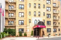 Ramada by Wyndham Jersey City Hoteles en Jersey City