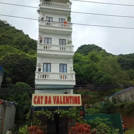 Cat Ba Valentine Отели рядом с достопримечательностью «Порт Cat Ba»