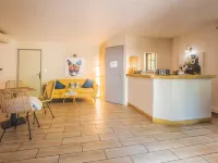 Logis la Bastide des Golfs Hotels in Mouans-Sartoux