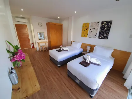 Signature Cecilia Garden Resort Отели рядом с достопримечательностью «Suba Beach and Nipa Huts»