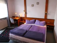Kircheib Hotels in Eitorf