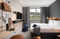 Moxy Stuttgart Feuerbach Hotel berhampiran Vector Consulting Services GmbH